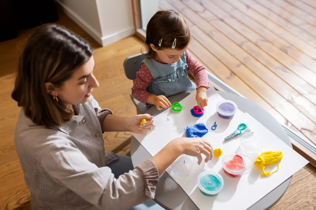 Opieka żłobkowa z pedagogiką Montessoriv